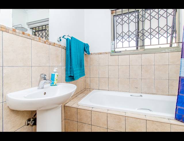 2 BEDROOM APARTMENT BLOCK FOR SALE IN NOORDWYK
